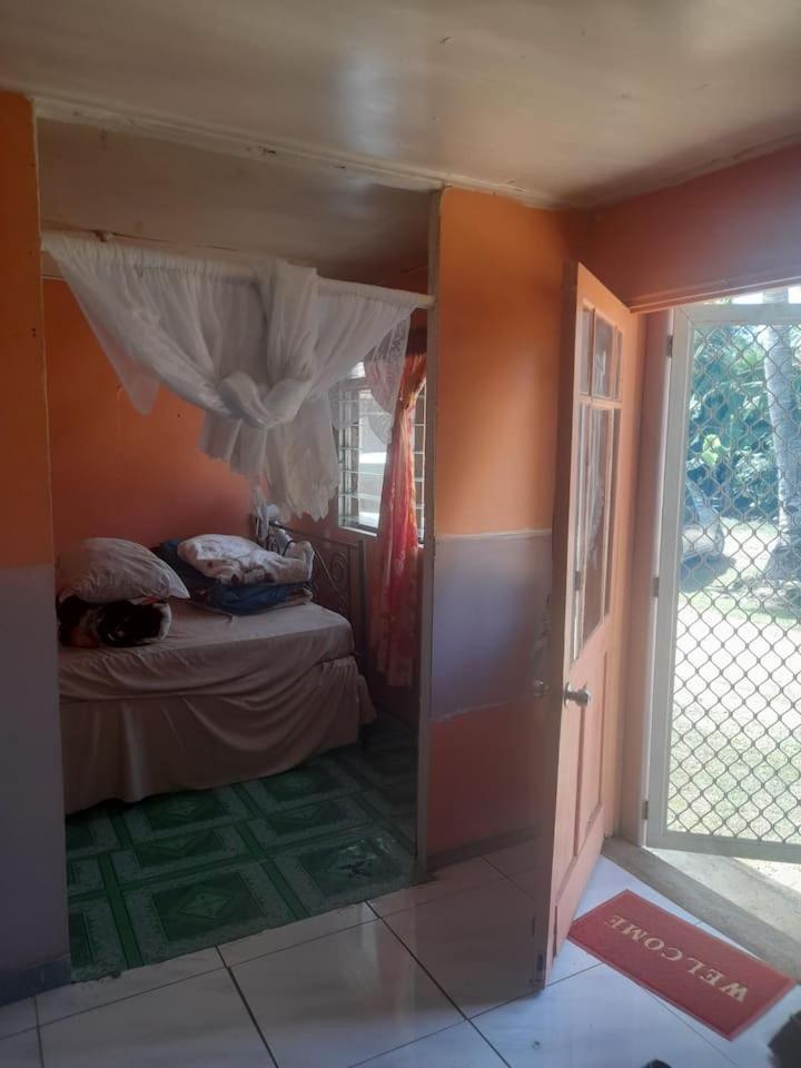 Kapeta Cabin Nuku'alofa Buitenkant foto