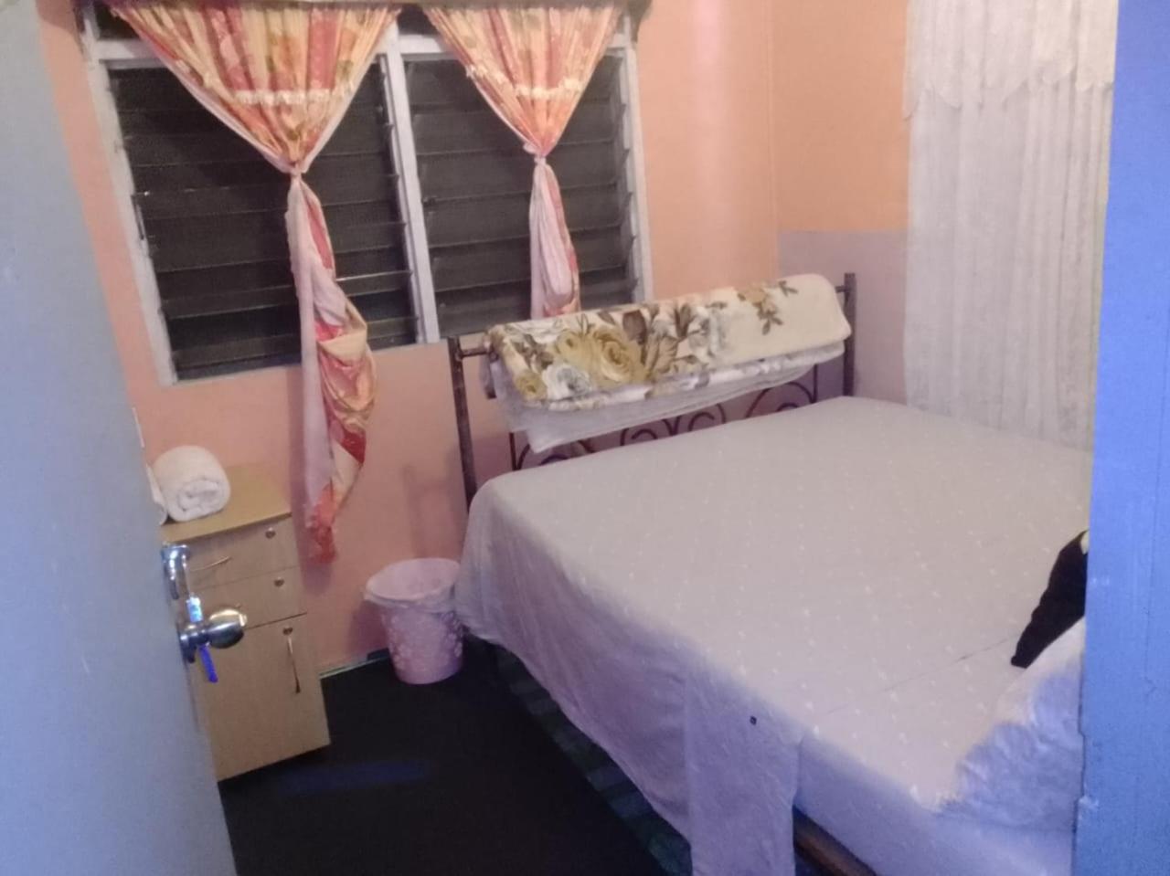 Kapeta Cabin Nuku'alofa Buitenkant foto